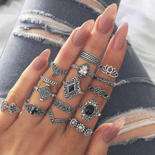 Lade das Bild in den Galerie-Viewer, 30 Styles of Trendy Boho Midi Knuckle Ring Set For Women Crystal Geometric Finger Rings Fashion Bohemian Jewelry DSers
