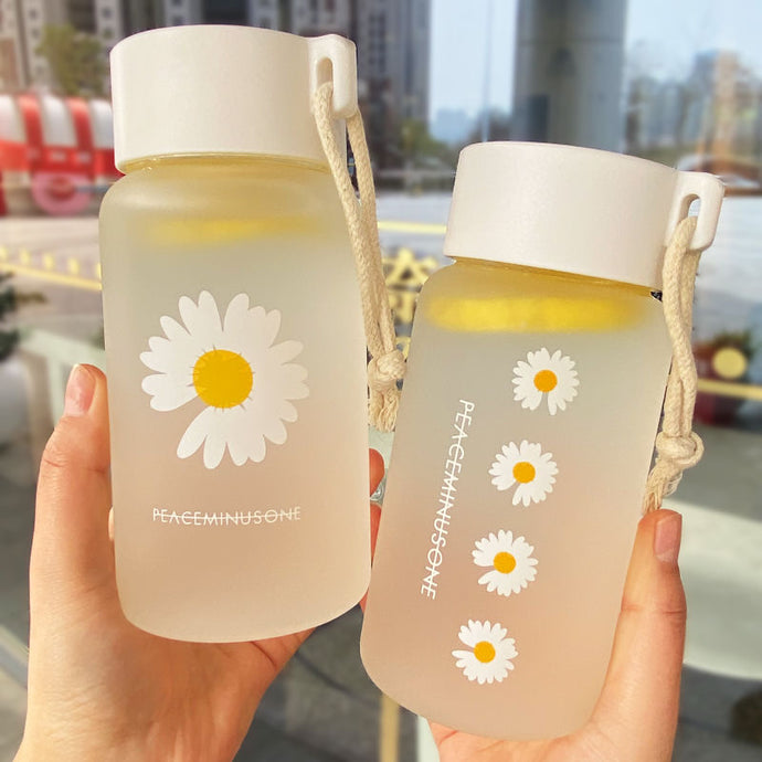 500ml Small Daisy Transparent Plastic Water Bottles BPA Free Creative Frosted Water Bottle With Portable Rope Travel Tea Cup DSers