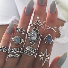 Lade das Bild in den Galerie-Viewer, 30 Styles of Trendy Boho Midi Knuckle Ring Set For Women Crystal Geometric Finger Rings Fashion Bohemian Jewelry DSers
