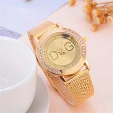 Lade das Bild in den Galerie-Viewer, 2020 New Fashion European popular style Women Watch Luxury Brand Quartz Watches Reloj Mujer Casual Stainless Steel Wristwatches
